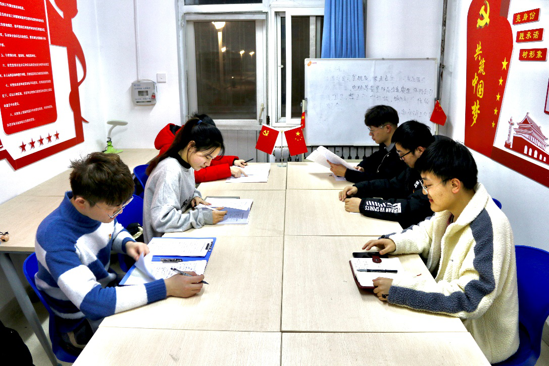 19f1bdb5a64a479f8ce4a39fda9aea97.png 19f1bdb5a64a479f8ce4a39fda9aea97.png